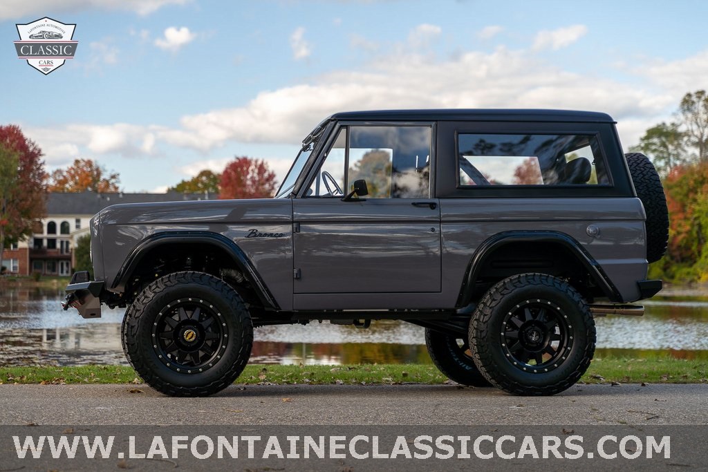 1972 Ford Bronco 2