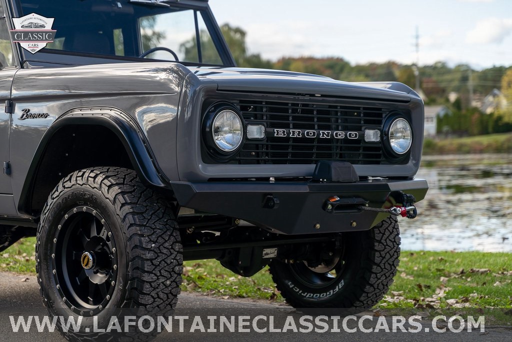 1972 Ford Bronco 40