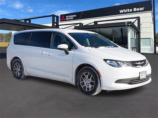 2017 Chrysler Pacifica Touring FWD