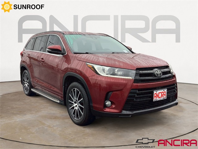 Used Car 2018 Toyota Highlander  Se For Sale Under $25,000 In San Antonio, Texas
