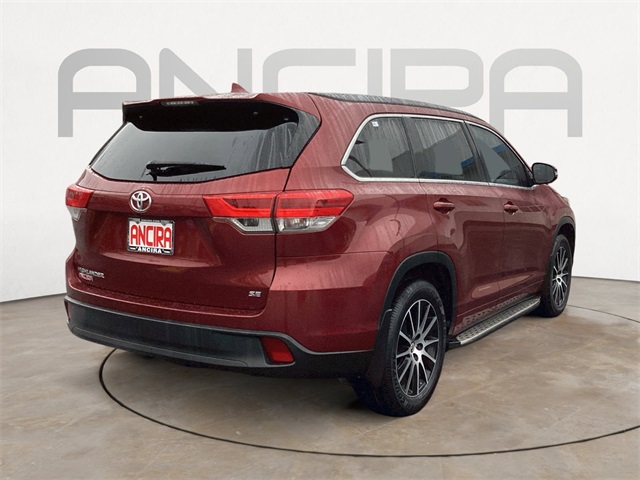 Used Car 2018 Toyota Highlander  Se For Sale Under $25,000 In San Antonio, Texas