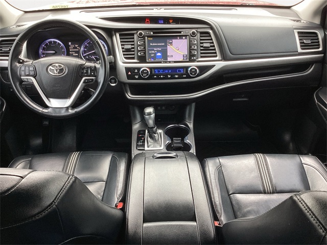 Used Car 2018 Toyota Highlander  Se For Sale Under $25,000 In San Antonio, Texas