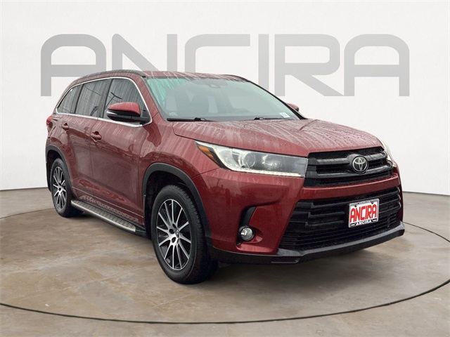 Used Car 2018 Toyota Highlander  Se For Sale Under $25,000 In San Antonio, Texas
