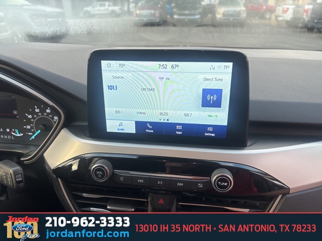Used Car 2022 Ford Escape  Se For Sale Under $25,000 In San Antonio, Texas