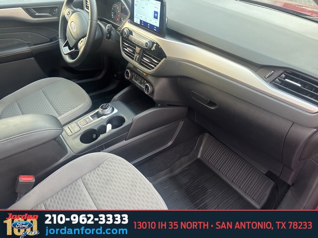 Used Car 2022 Ford Escape  Se For Sale Under $25,000 In San Antonio, Texas