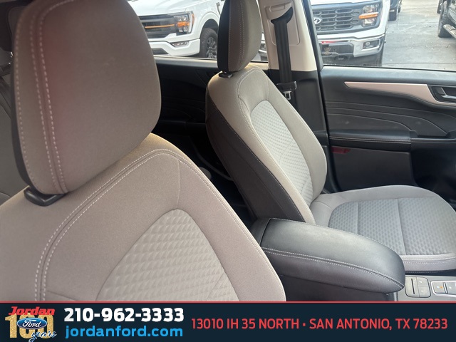Used Car 2022 Ford Escape  Se For Sale Under $25,000 In San Antonio, Texas