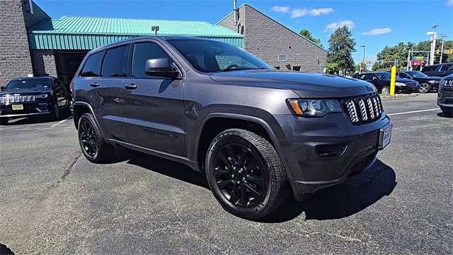 Used 2018 Jeep Grand Cherokee For Sale in East Hanover, NJ