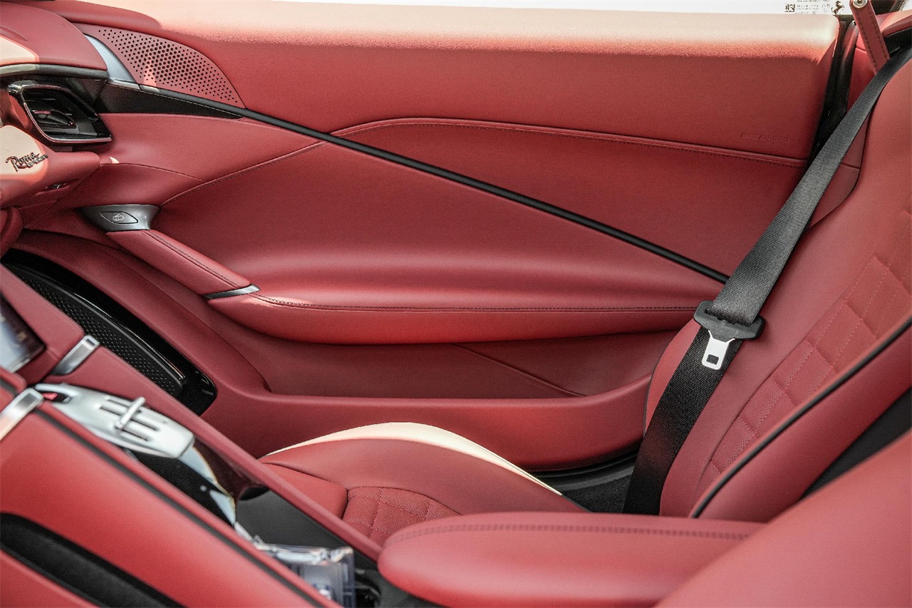Used Car 2025 Ferrari Roma Spider  For Sale Under $320,000 In Austin, Texas