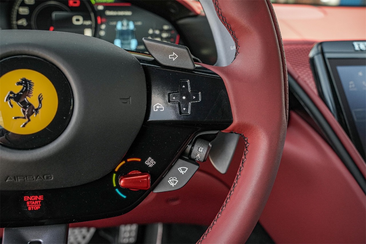 Used Car 2025 Ferrari Roma Spider  For Sale Under $320,000 In Austin, Texas