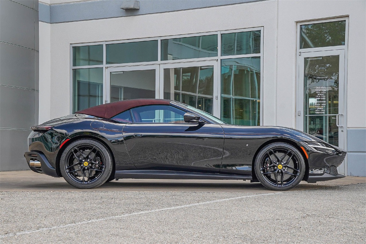 Used Car 2025 Ferrari Roma Spider  For Sale Under $320,000 In Austin, Texas