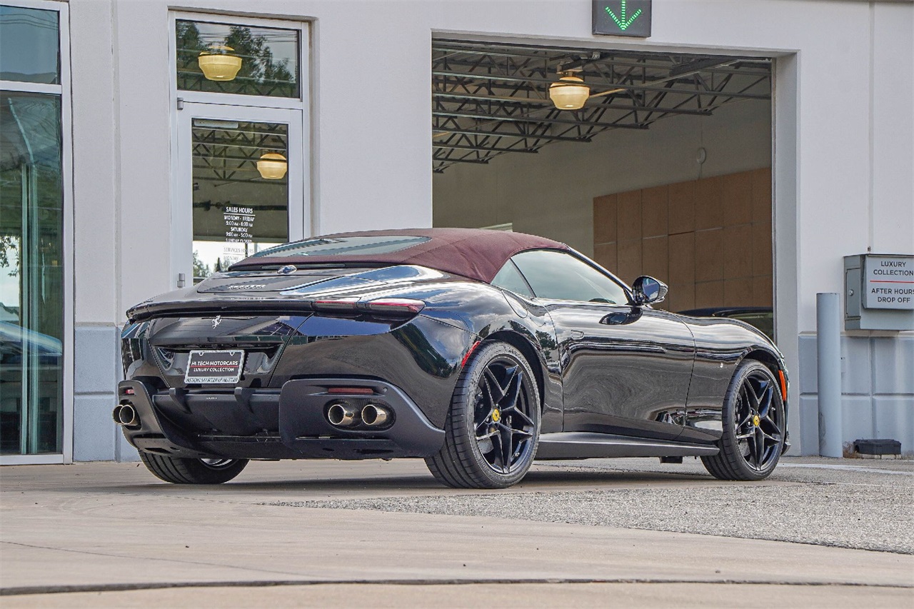 Used Car 2025 Ferrari Roma Spider  For Sale Under $320,000 In Austin, Texas