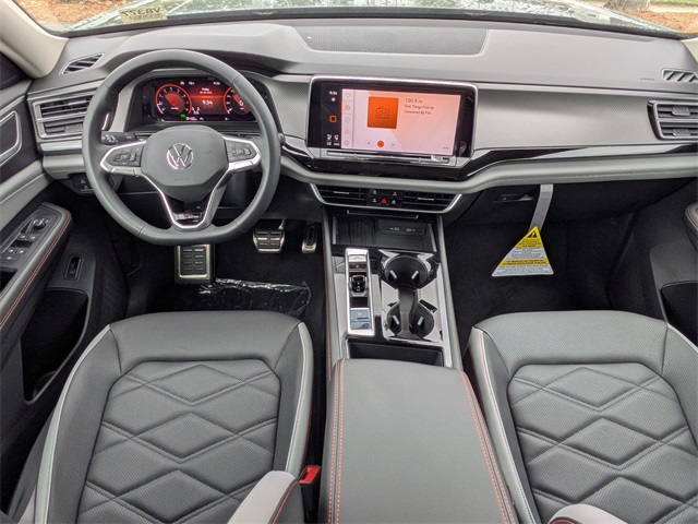 2025 Volkswagen Atlas 2.0T Peak Edition Green at Stokes Volkswagen