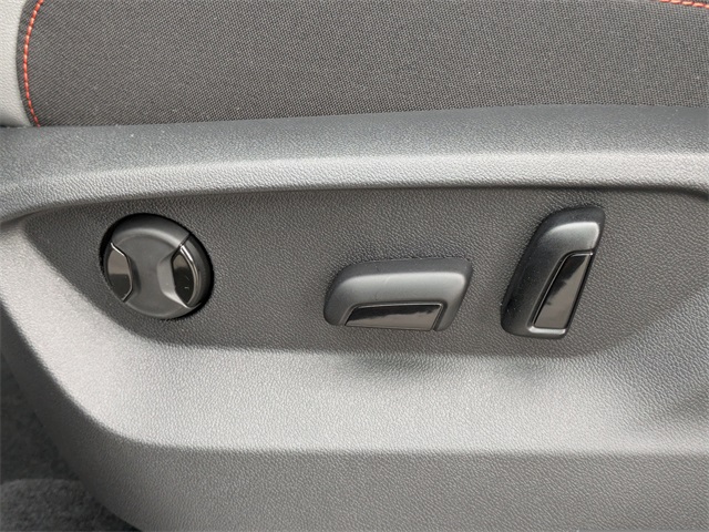 2025 Volkswagen Atlas 2.0T Peak Edition Green at Stokes Volkswagen