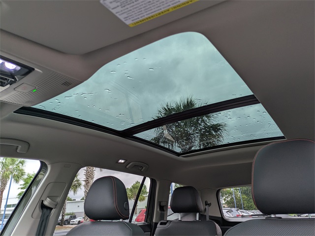 2025 Volkswagen Atlas 2.0T Peak Edition Green at Stokes Volkswagen