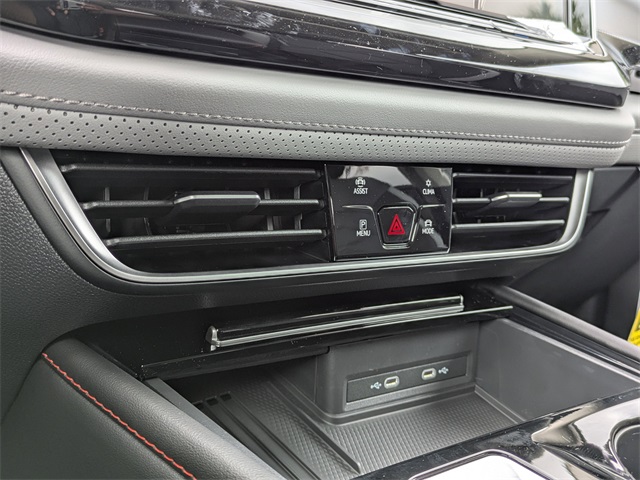 2025 Volkswagen Atlas 2.0T Peak Edition Green at Stokes Volkswagen