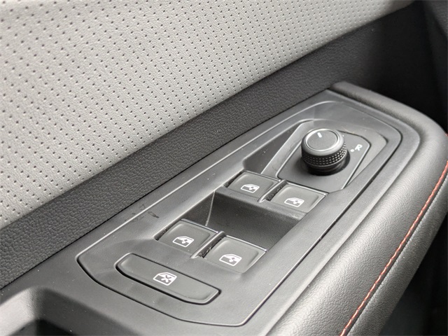 2025 Volkswagen Atlas 2.0T Peak Edition Green at Stokes Volkswagen