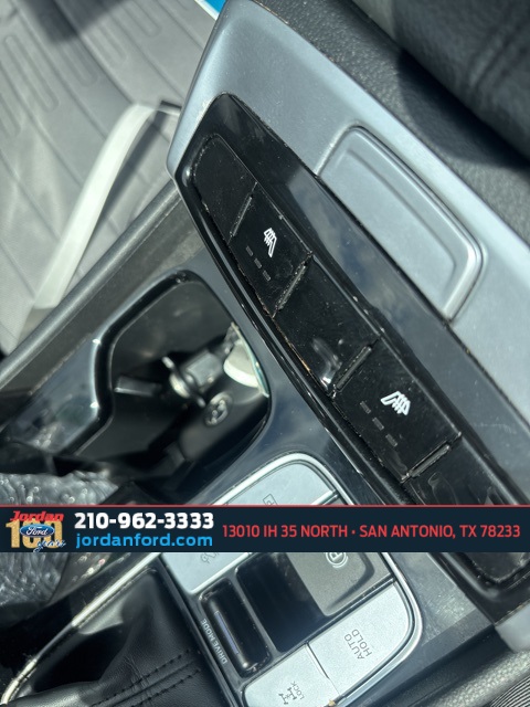 Used Car 2023 Hyundai Santa Cruz  Sel For Sale Under $25,000 In San Antonio, Texas