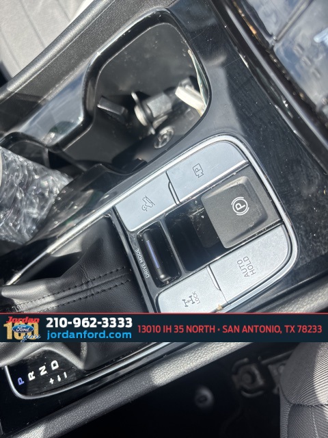 Used Car 2023 Hyundai Santa Cruz  Sel For Sale Under $25,000 In San Antonio, Texas