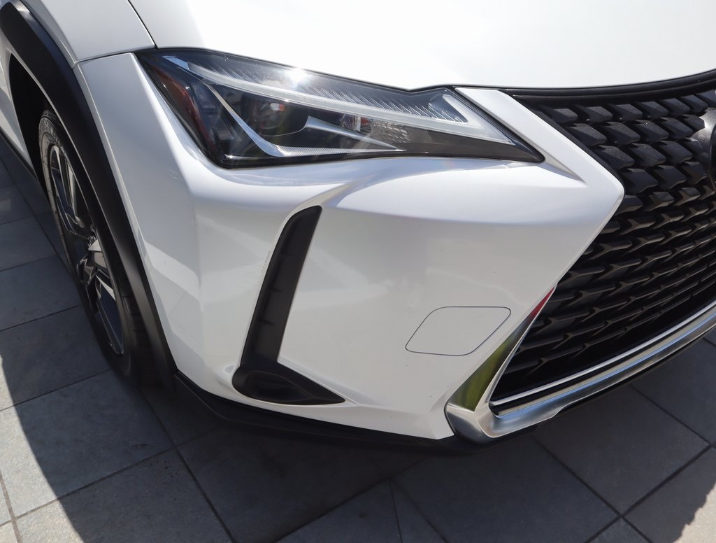 Thumbnail: 2020 Lexus UX - 15