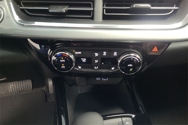 2025 – Chevrolet – Trax