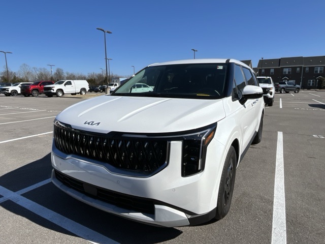 2025 Kia Carnival LXS FWD