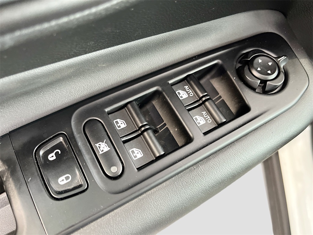 2023 Jeep Renegade Limited White at Victoria Chrysler Dodge Jeep Ram