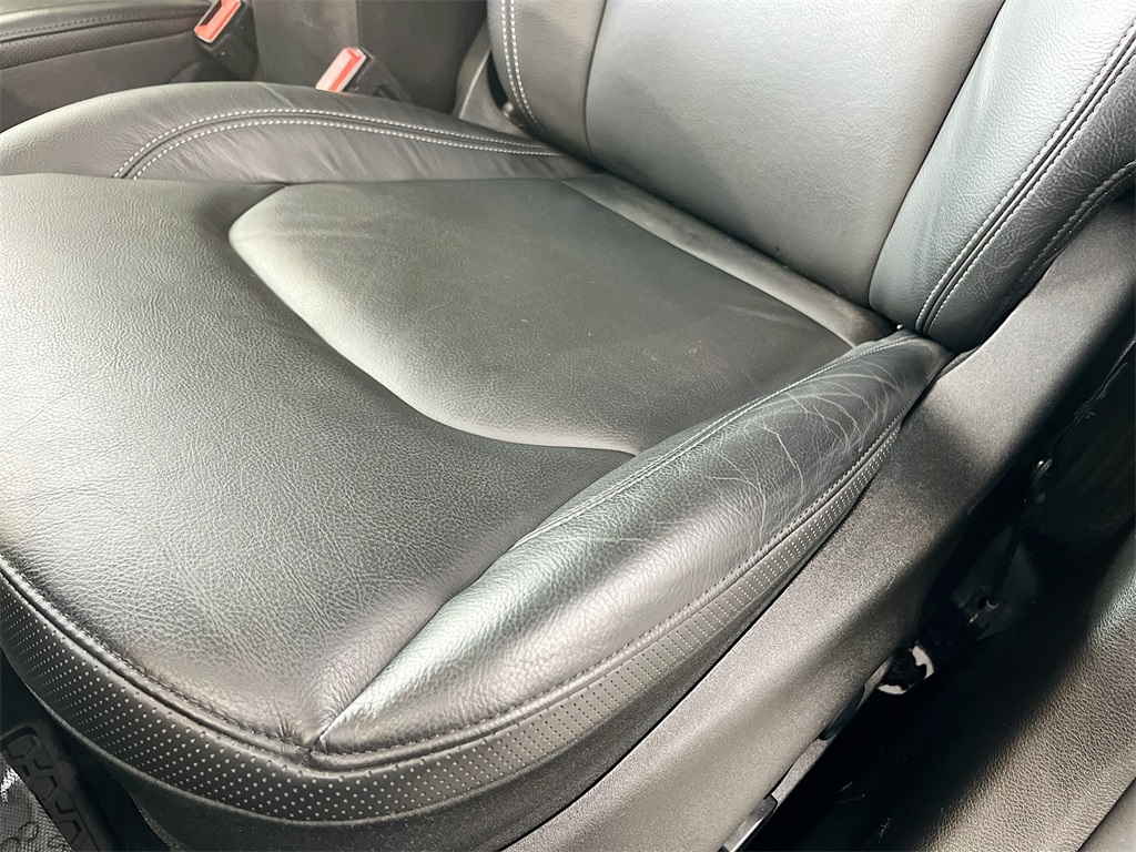 2023 Jeep Renegade Limited White at Victoria Chrysler Dodge Jeep Ram