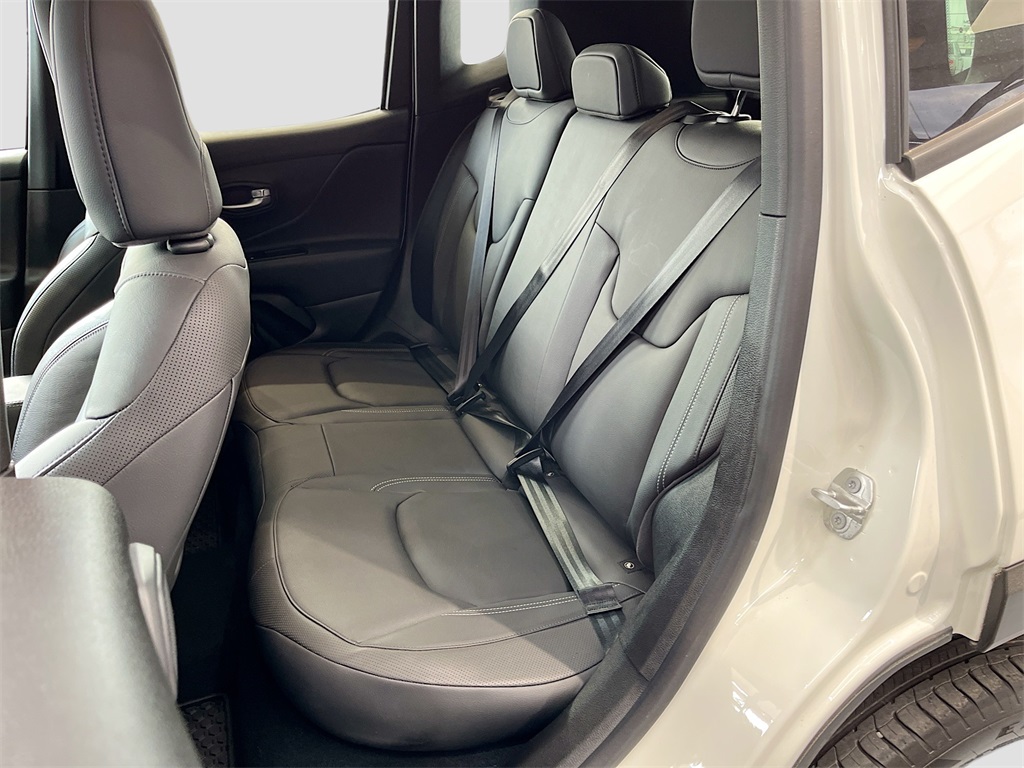 2023 Jeep Renegade Limited White at Victoria Chrysler Dodge Jeep Ram