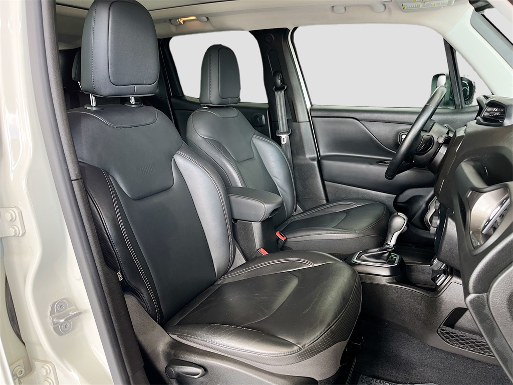 2023 Jeep Renegade Limited White at Victoria Chrysler Dodge Jeep Ram