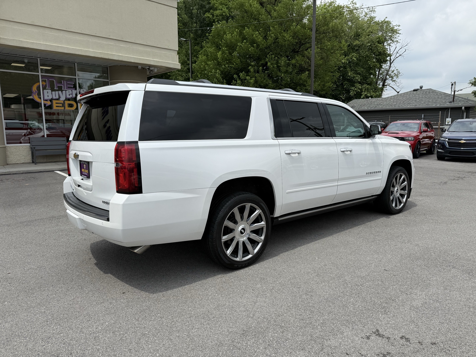 2019 Chevrolet Suburban Premier photo 7