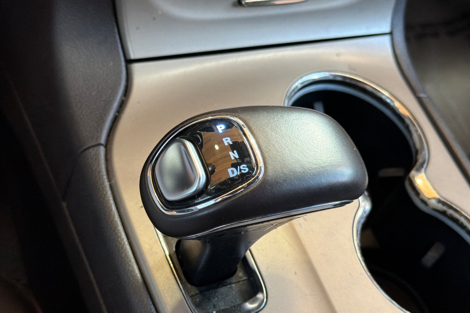 2014 Jeep Grand Cherokee Summit - Photo 24