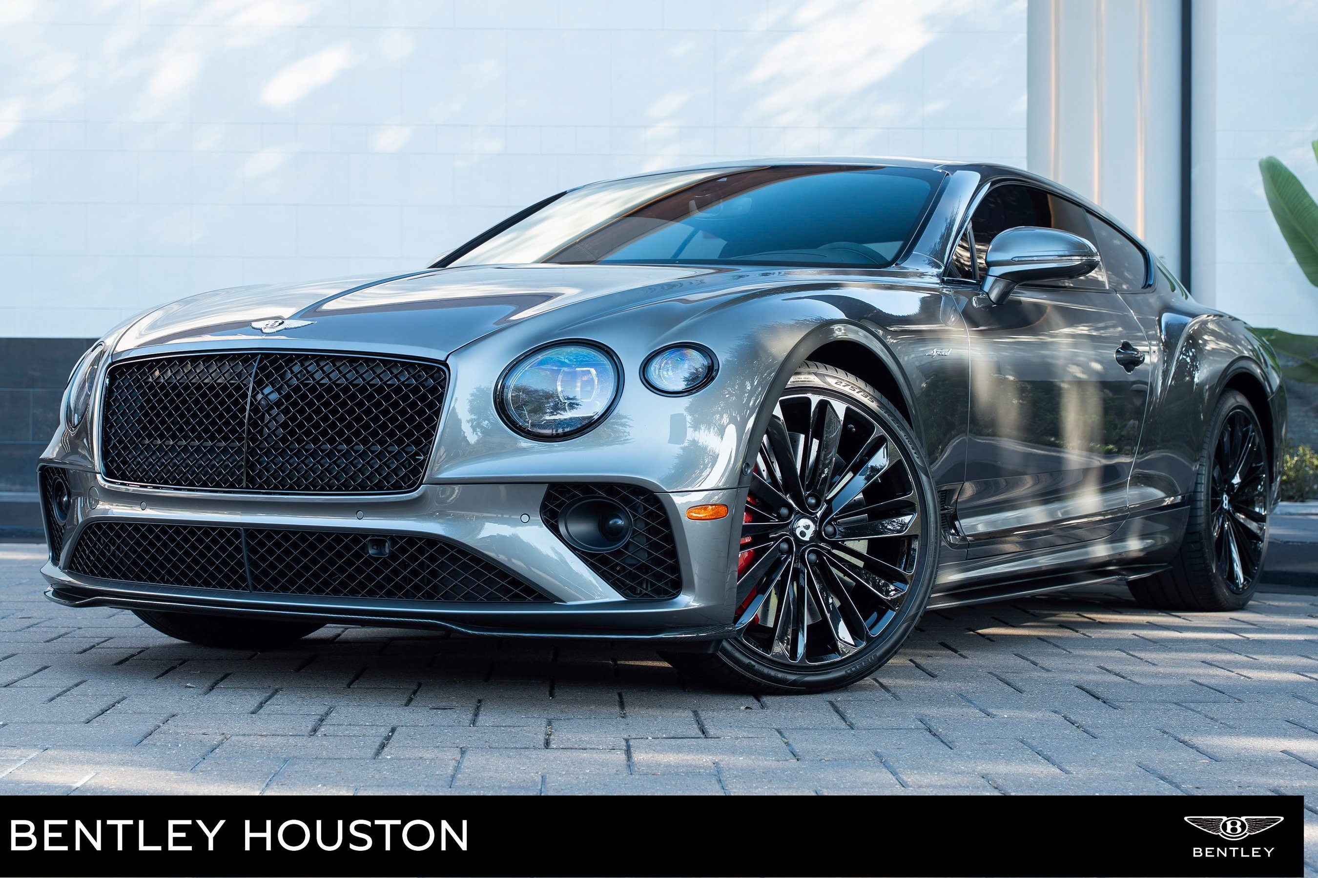 /2022 Bentley Continental-GT