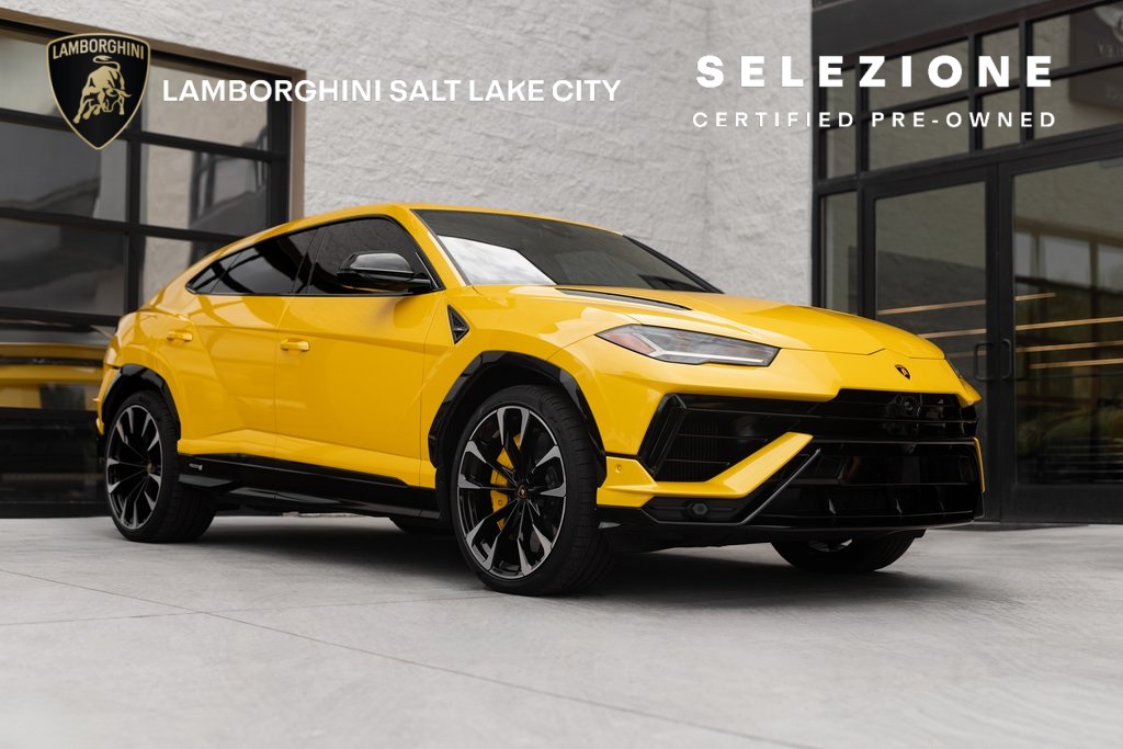 /2023 Lamborghini Urus