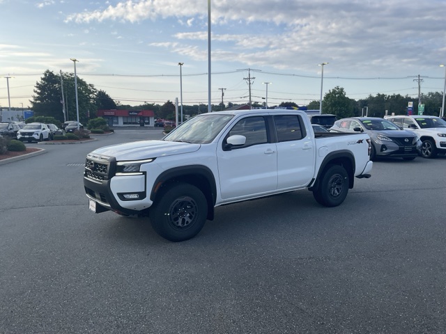 Glacier White 2026 Nissan Frontier Pickup Truck Four-Wheel Drive 9-Speed Automatic Overdrive
