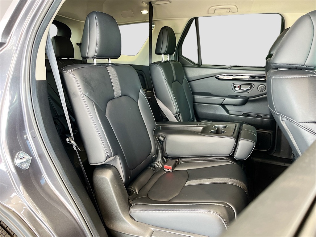 2025 Honda Pilot EX-L Gray at Community Honda