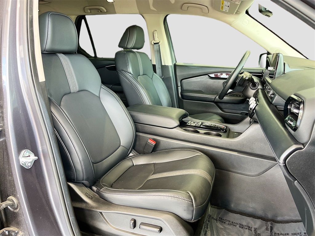 2025 Honda Pilot EX-L Gray at Community Honda