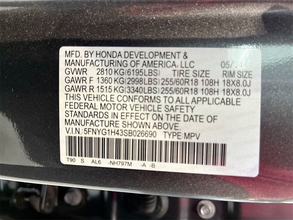 2025 Honda Pilot EX-L Gray at Community Honda