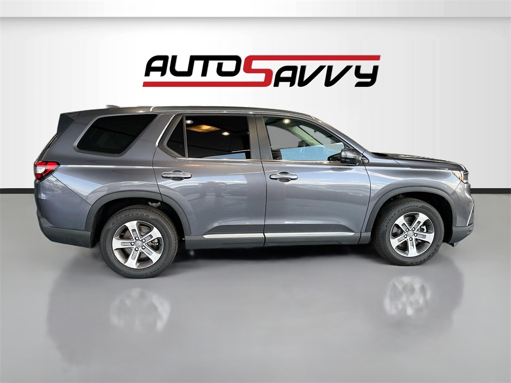 2025 Honda Pilot EX-L Gray at Community Honda