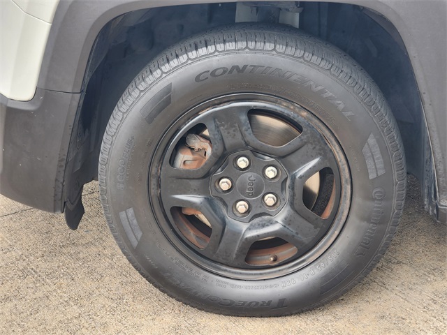 2016 Jeep Renegade Sport White at Baytown Hyundai