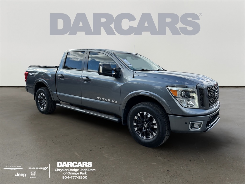 2018 Nissan Titan PRO-4X Crew Cab 4WD