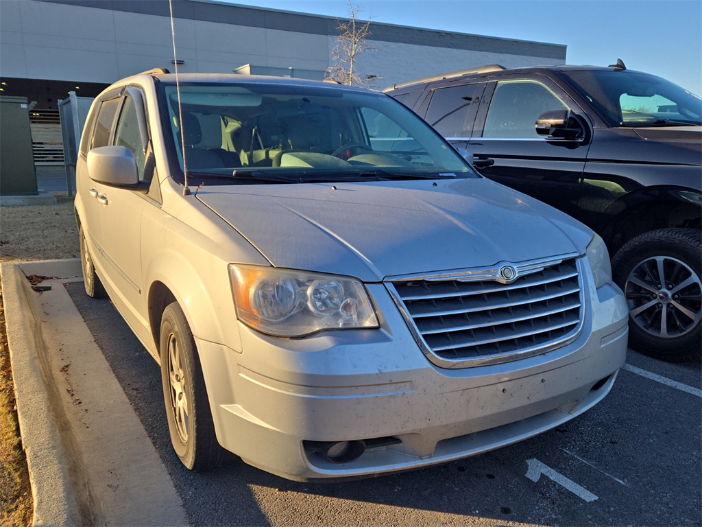 Used 2010 Chrysler Town & Country For Sale in Farmington, AR