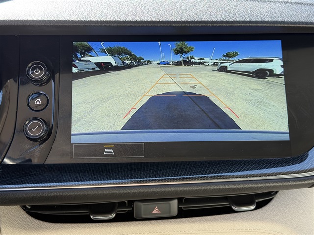 2023 Buick Envision Essence White at Community Kia