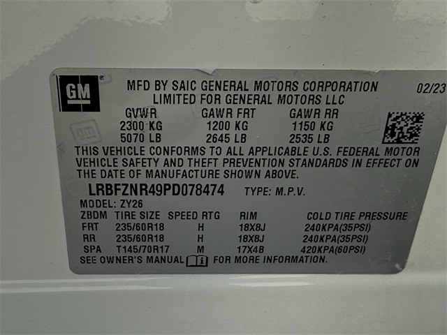 2023 Buick Envision Essence White at Community Kia