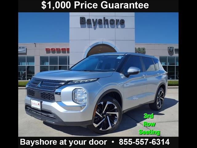2022 Mitsubishi Outlander ES Silver at Emmons Autoplex