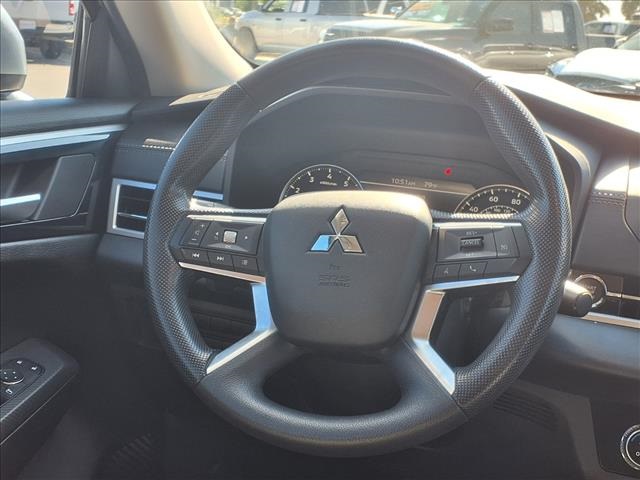 2022 Mitsubishi Outlander ES Silver at Emmons Autoplex