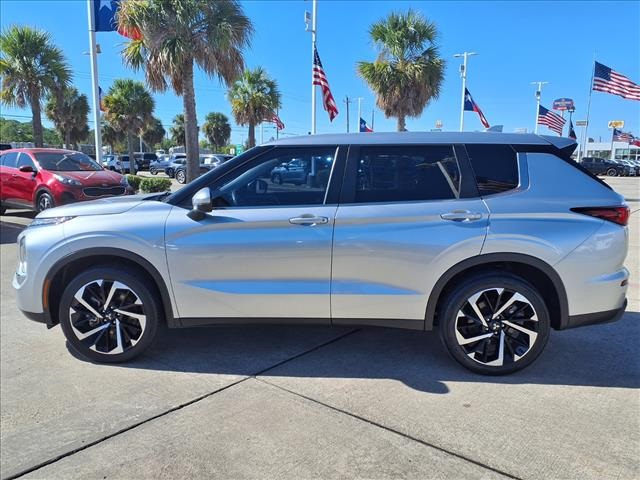 2022 Mitsubishi Outlander ES Silver at Emmons Autoplex