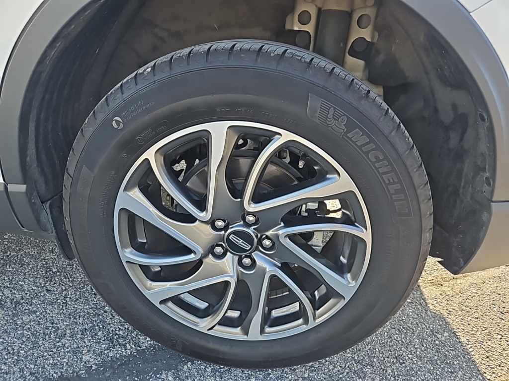 Used Car 2022 Lincoln Corsair  Standard For Sale Under $25,000 In San Marcos, Texas