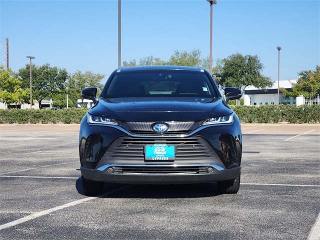 2021 Toyota Venza XLE photo 2