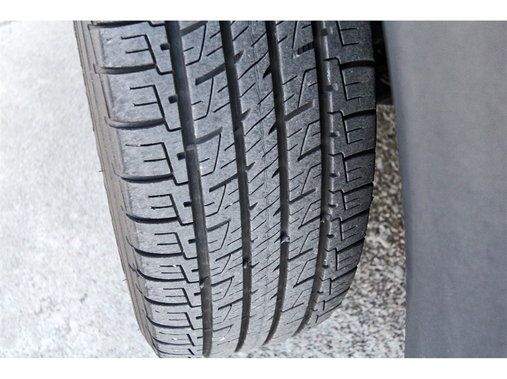 2022 Jeep Compass Limited Gray at DeMontrond Ford