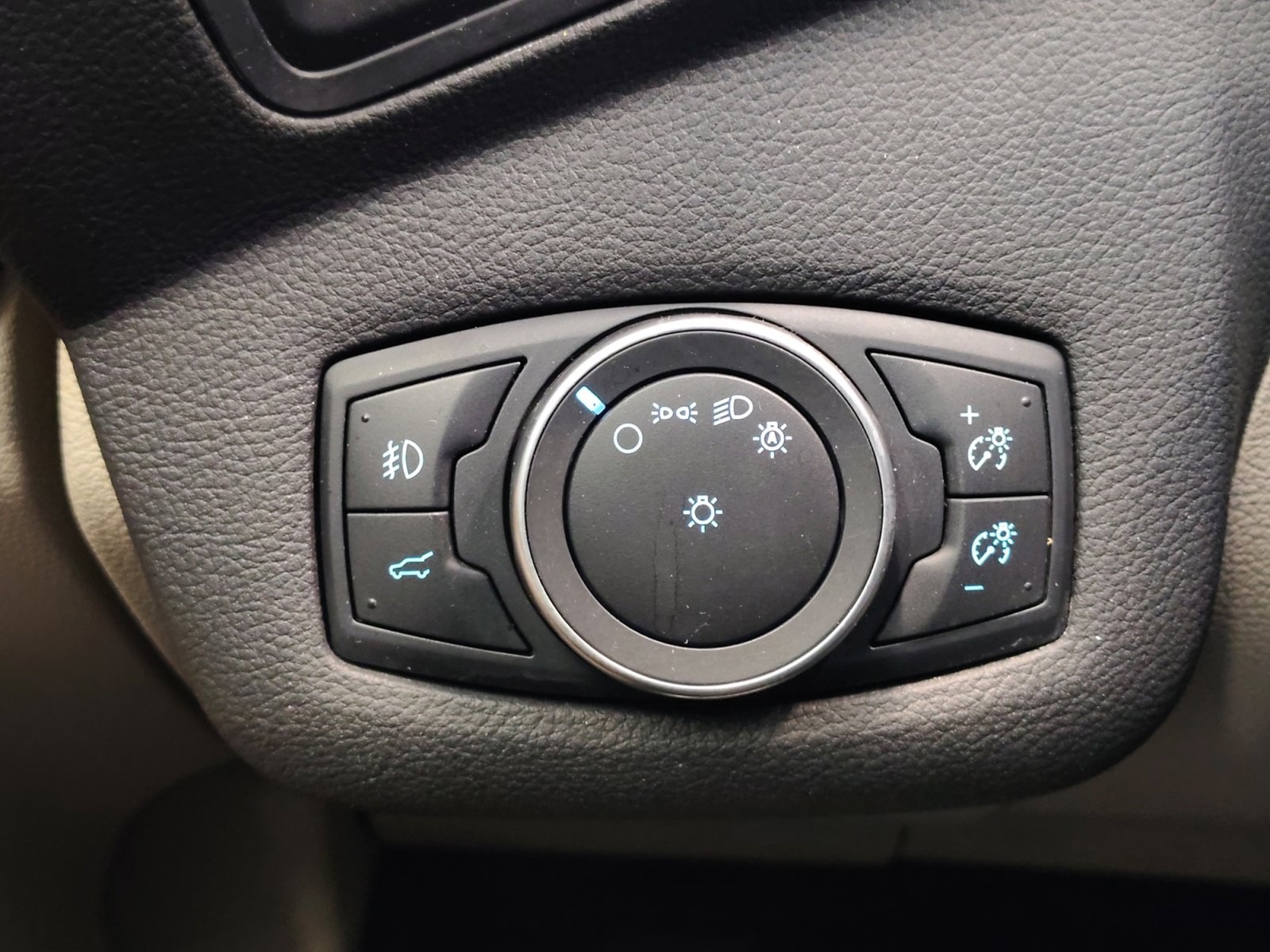 Used Car 2018 Ford Escape  Se For Sale Under $10,000 In San Antonio, Texas